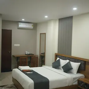 Cruz Hotel